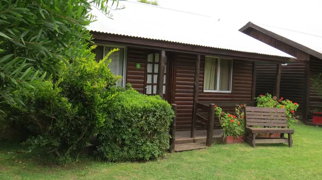 Complejo Lomas De Ramallo, cabañas y recreacion