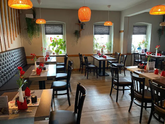 Vũ - Vietnamese Cuisine & Café