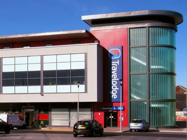 Travelodge Llanelli Central