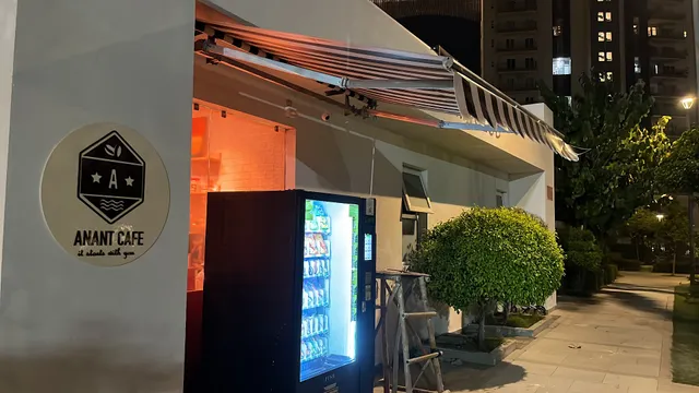 Anant Cafe