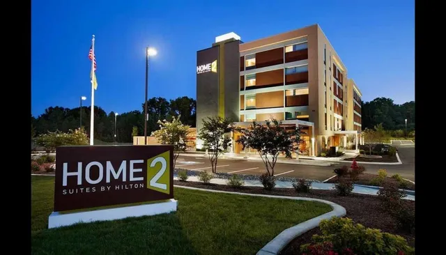 Home2 Suites by Hilton Newark Airport