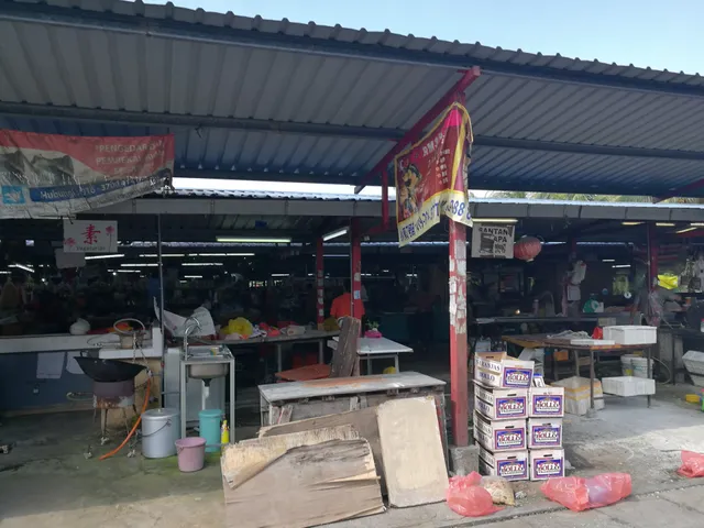 Pasar Basah Pagi • Alam Damai