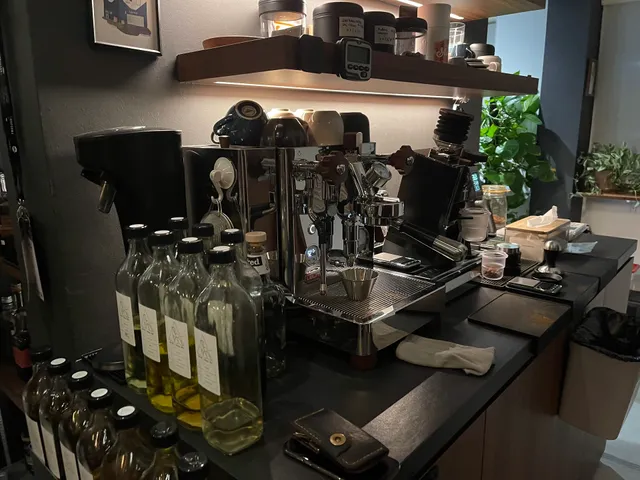 Bar 93 @ Horses’ Den