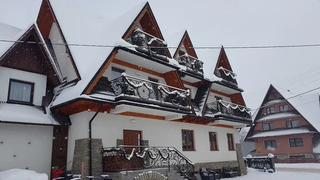 Góralski Dworek. Nocleg. Wolne pokoje. Willa. Pokoje gościnne. Kwatery Biały Dunajec