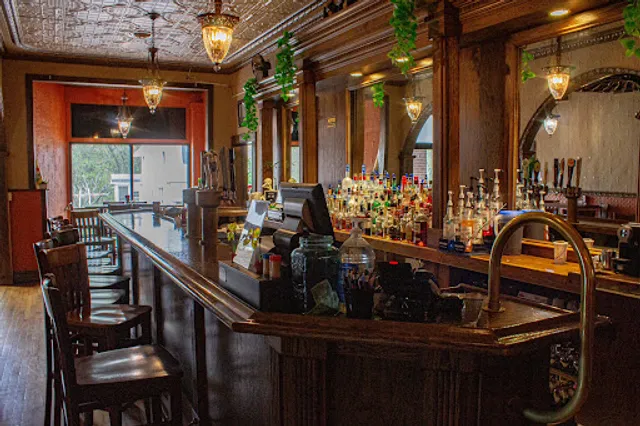 Pasquale's Pizzeria and Family Restaurant- Eynon