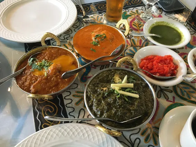 India Palace Restaurant (TANDOOR)