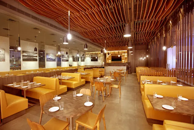 Cream Centre | Inorbit Mall | Malad