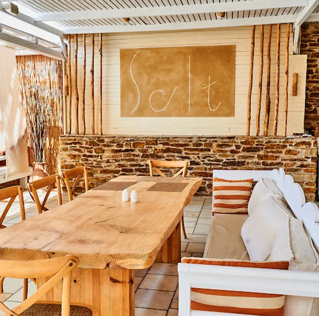 Salt Restaurant Bar