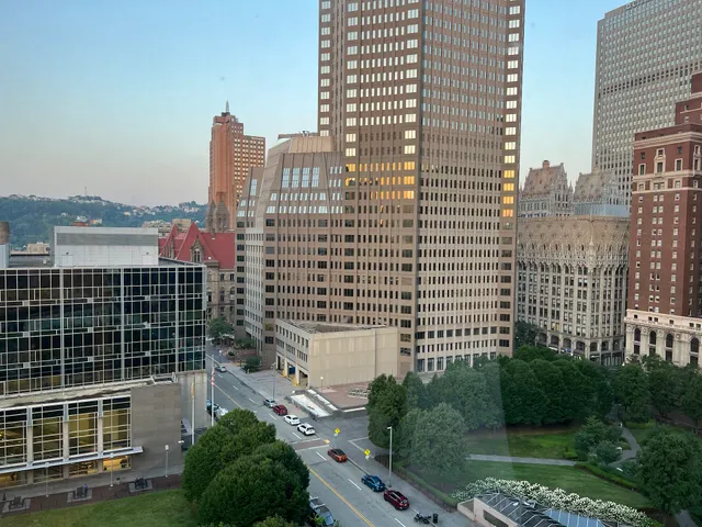 DoubleTree by Hilton Hotel & Suites Pittsburgh Downtown