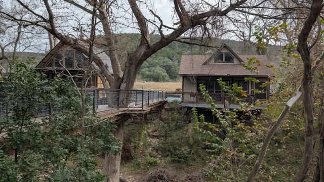 River Road Treehouses