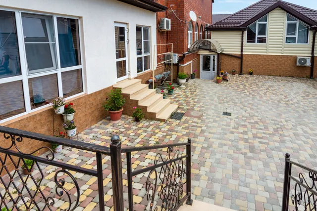 Provance Guest House