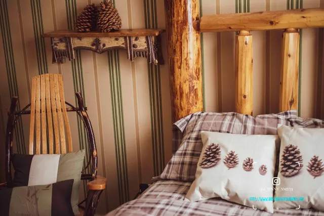 The Balsam Inn & Cafe