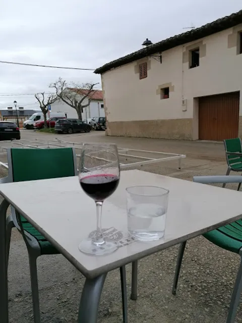 Los Nogales Bar Restaurante