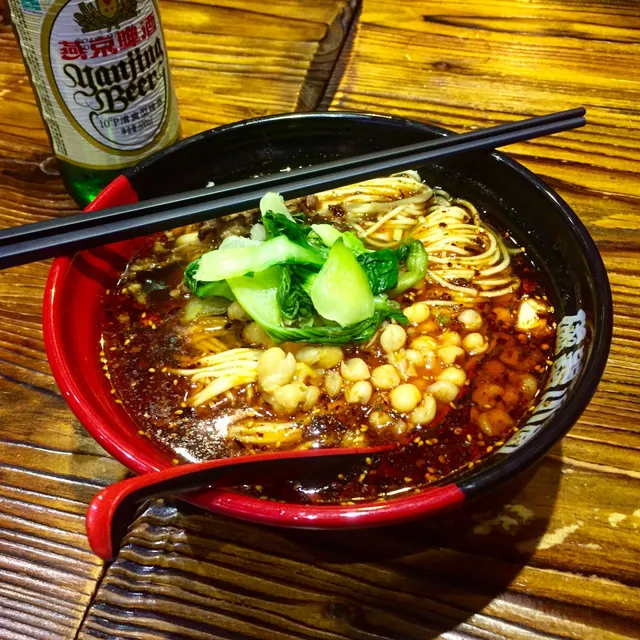 Qingfeng Chongqing Ciqi Xiaomian