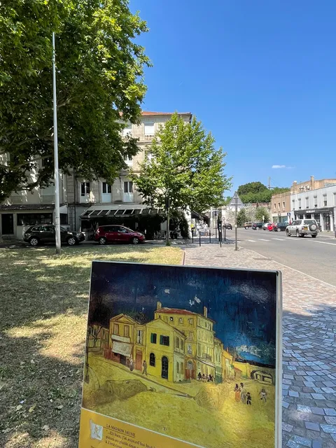The Yellow House Easel