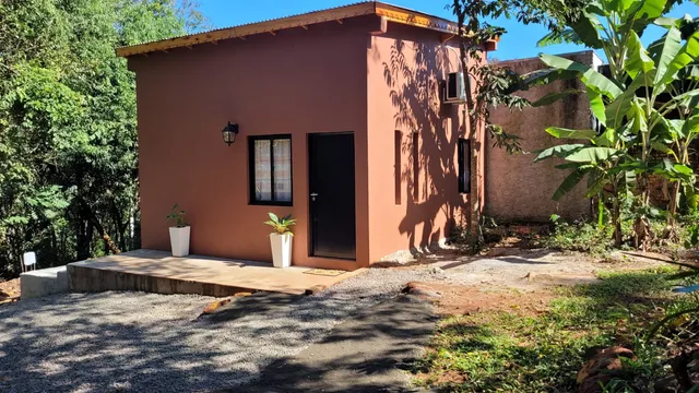 Minicasa Rural Maria Preta (Sobre calle asfaltada - Estacionamiento dentro de la propiedad))