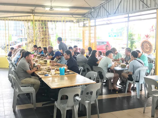 Deen's Fish Head Curry