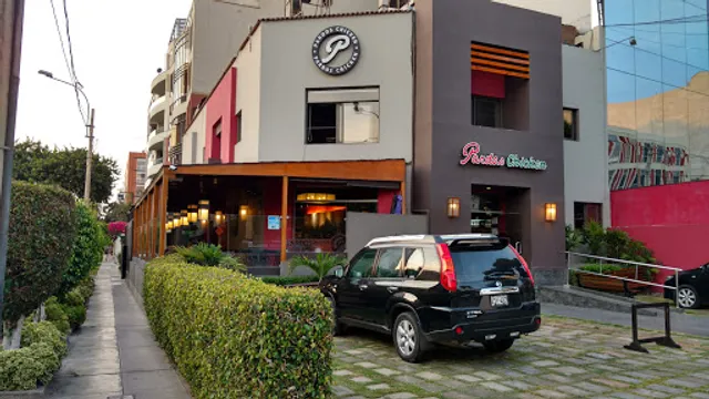 Pardos Chicken Santa Cruz