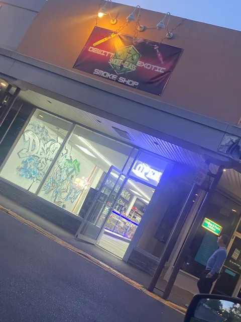 DEWITT EXOTIC & SMOKES (CITYOFZA)