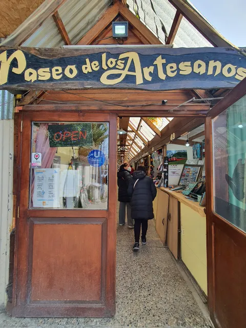 Enriqueta Gasturumendi's craft fair