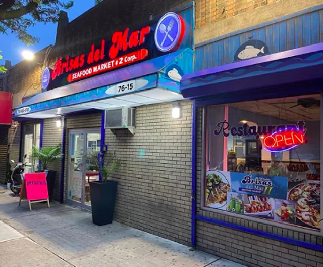 Brisas del Mar Queens