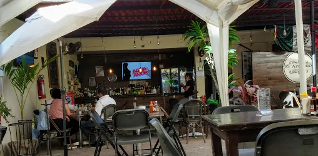 El Antiguo Restaurant