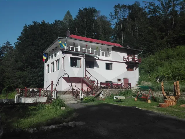 Cabana Cerbu Valea Minișului