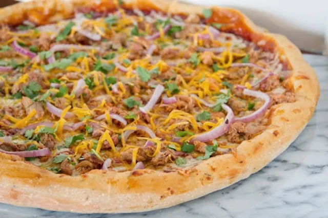 Snap Custom Pizza and Salads