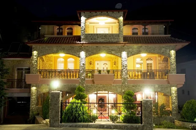 Morfeas Loutra Pozar Hotel