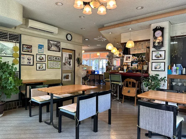 ドライブイン小牧・やまびこ珈琲倶楽部