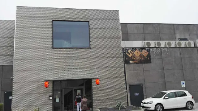 place image