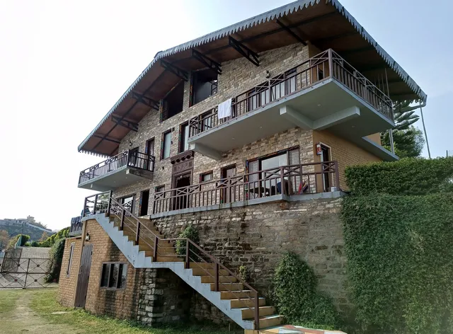 Blusalzz Homes The Himalayan Bungalow