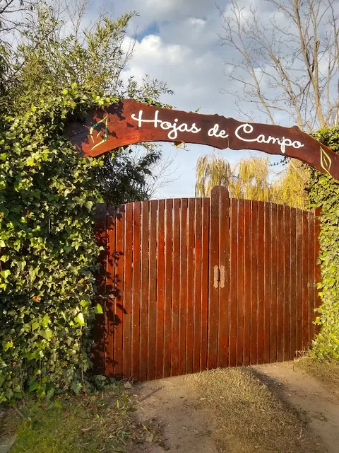 CABAÑAS HOJAS DE CAMPO