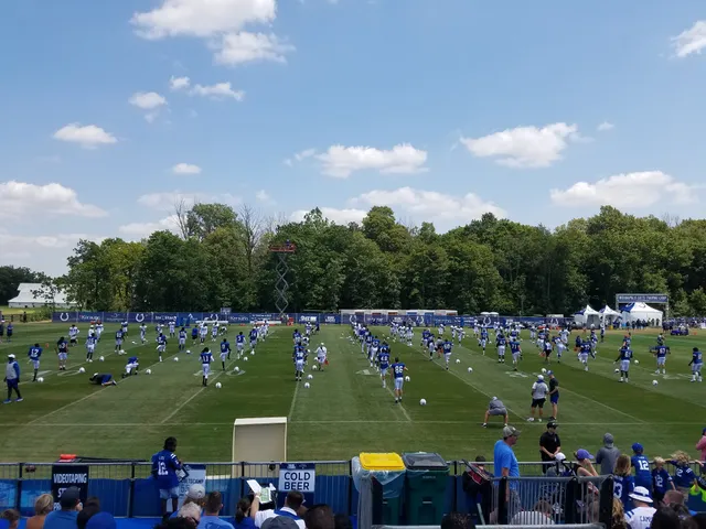 Grand Park Baseball Building