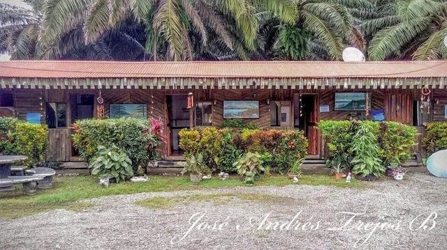 Manawada Cabins & Restaurant