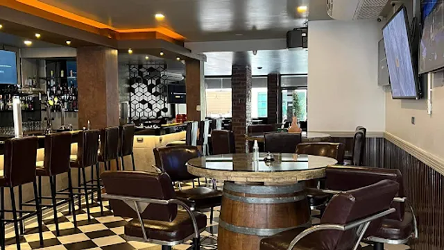 Hemingways (Pattaya) Sportsbar Restaurant