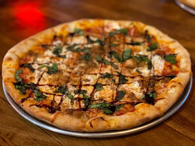 Pinky G's Pizzeria - Bend, OR