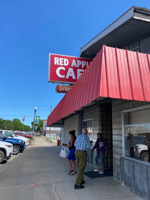 Red Apple Cafe