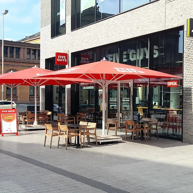 Five Guys Burgers and Fries Bonn Hauptbahnhof