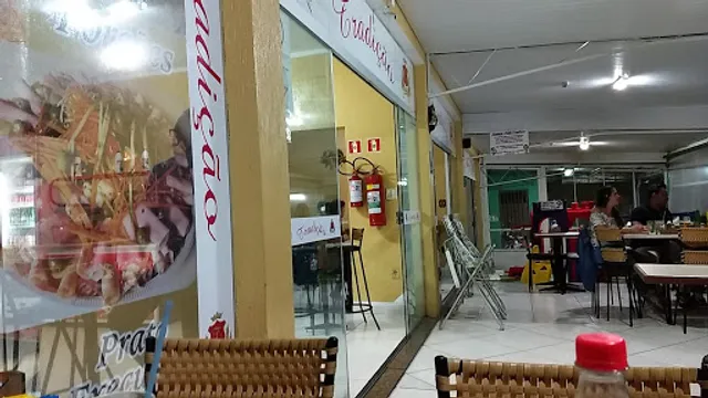 Lanchonete e restaurante tradição