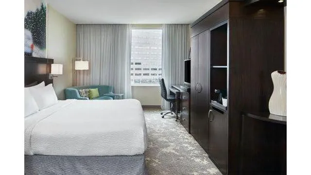 Courtyard by Marriott Portland City Center