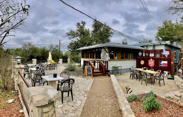 Alamo Springs Café