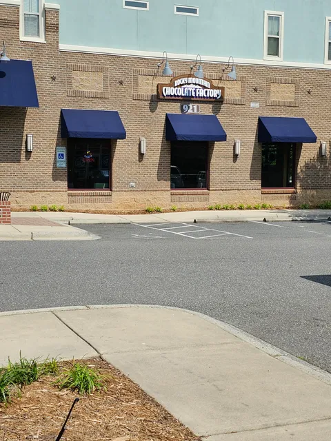 Rocky Mountain Chocolate Factory and Coffee Shop North End