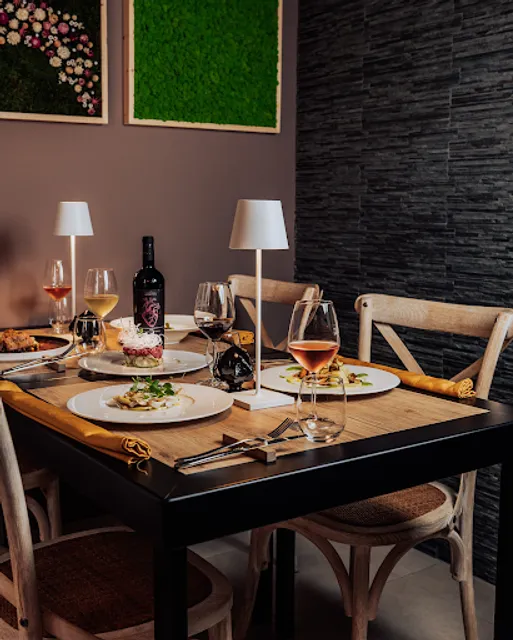 Varius Osteria Moderna