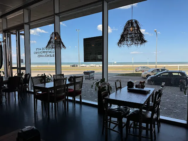 Weiss Break and Brunch