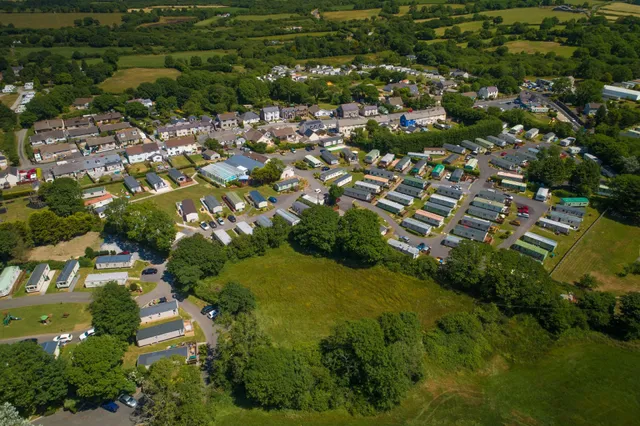 Cross Park Holiday Village - Barkers Leisure