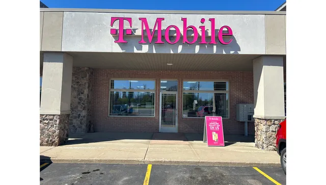 T-Mobile Authorized Retailer