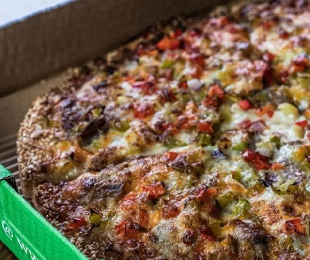 Red Swan Pizza - London East Argyle Mall