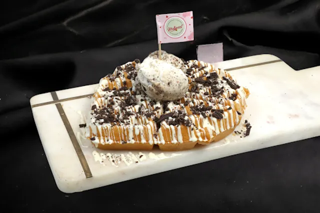 Nutsweet - The Dessert Lounge