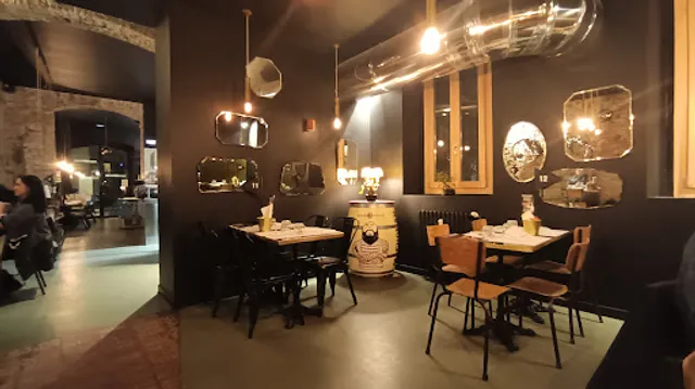 Hamerica's via Terraggio (cattolica)